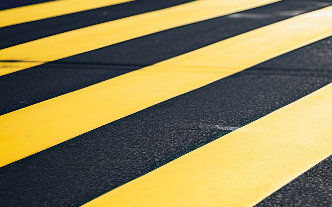 Demarcación de pisos epóxicos Santander: seguridad y calidad para sus espacios